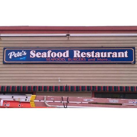 Pete’s Seafood Restaurant-Aluminum belt sign