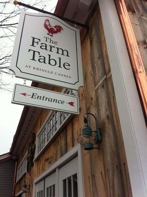 Kringle’s Farm Table